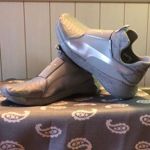 Puma softfoam sneakers